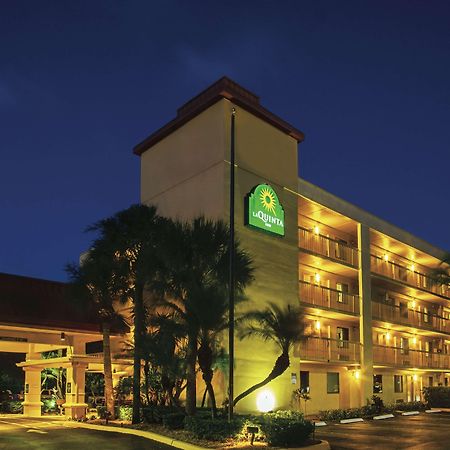 La Quinta Inn By Wyndham West Palm Beach - Florida Turnpike Century Village  Exteriör bild