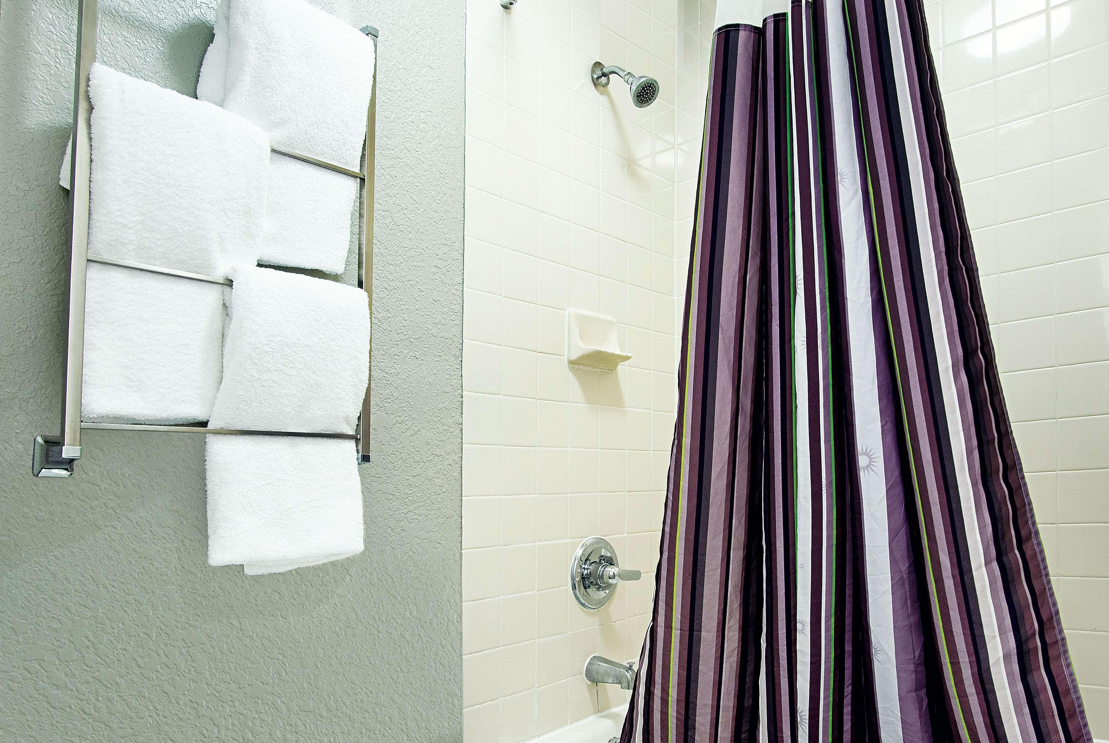 La Quinta Inn By Wyndham West Palm Beach - Florida Turnpike Century Village  Exteriör bild