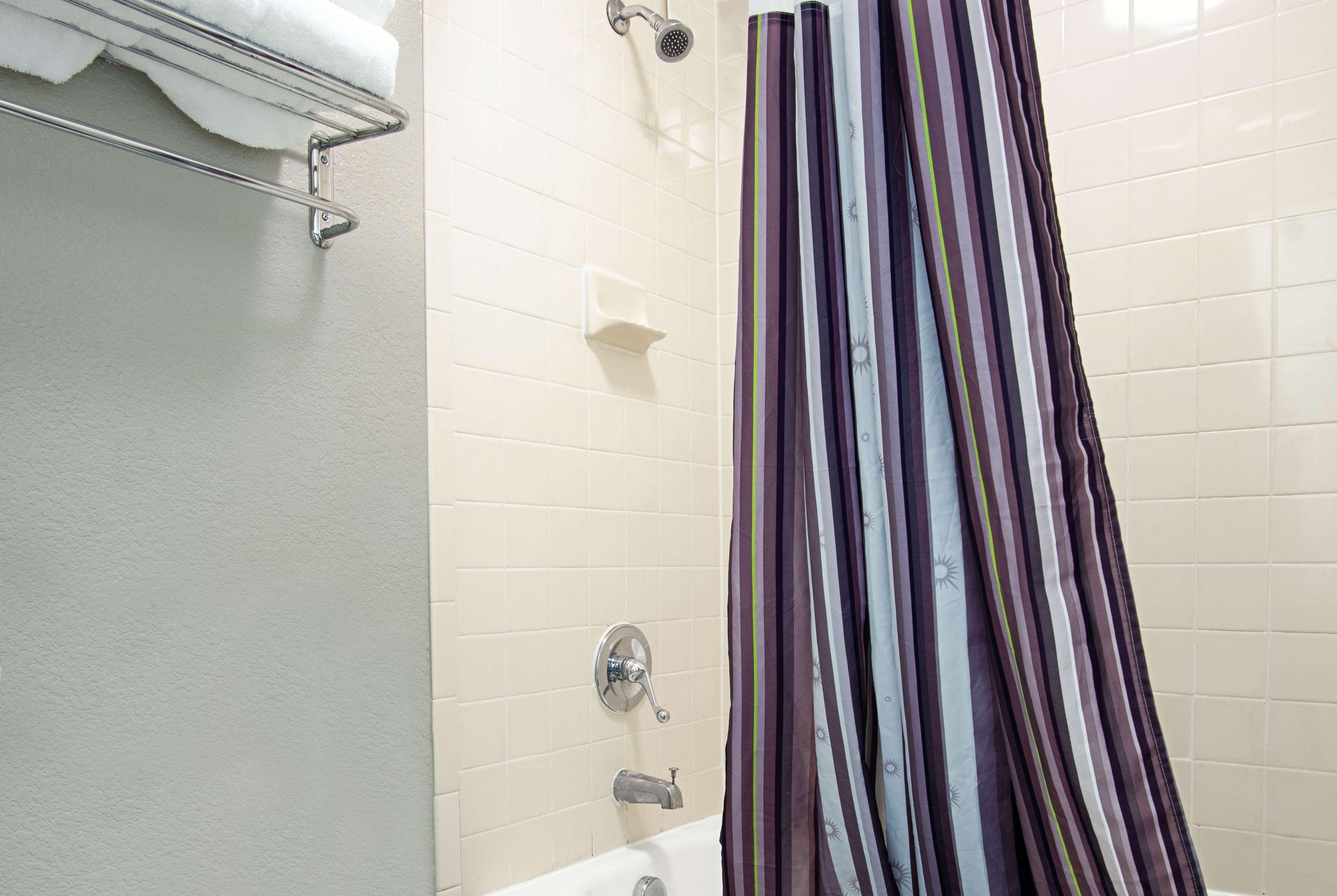La Quinta Inn By Wyndham West Palm Beach - Florida Turnpike Century Village  Exteriör bild