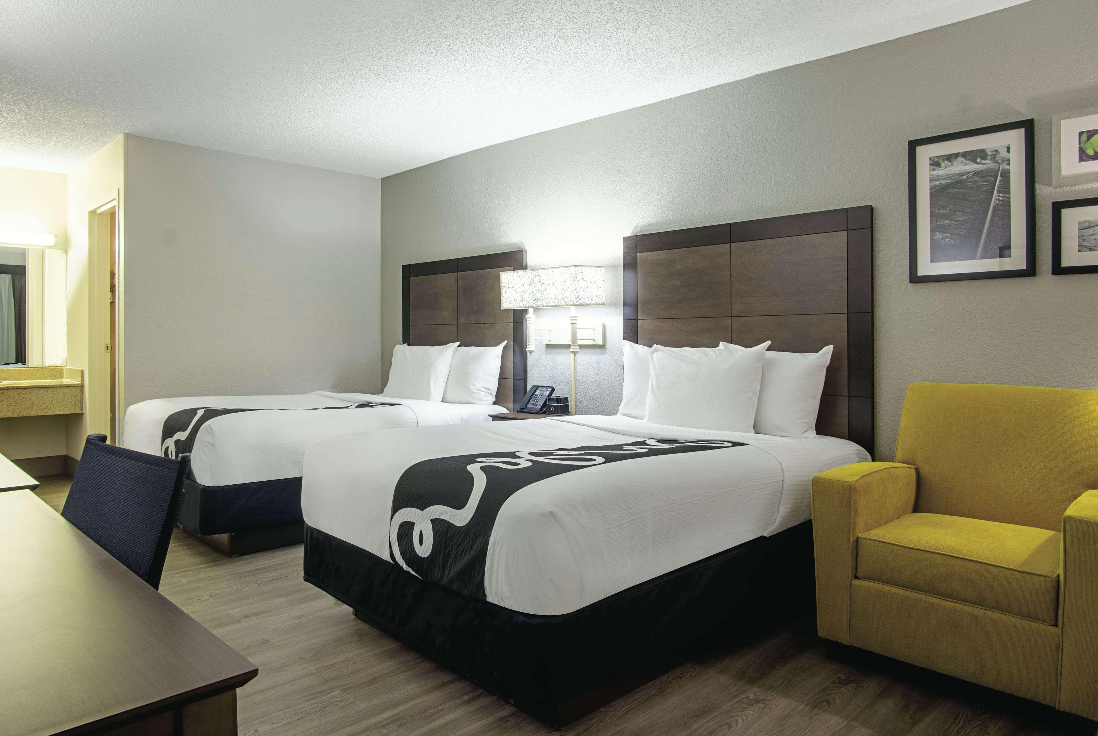 La Quinta Inn By Wyndham West Palm Beach - Florida Turnpike Century Village  Exteriör bild