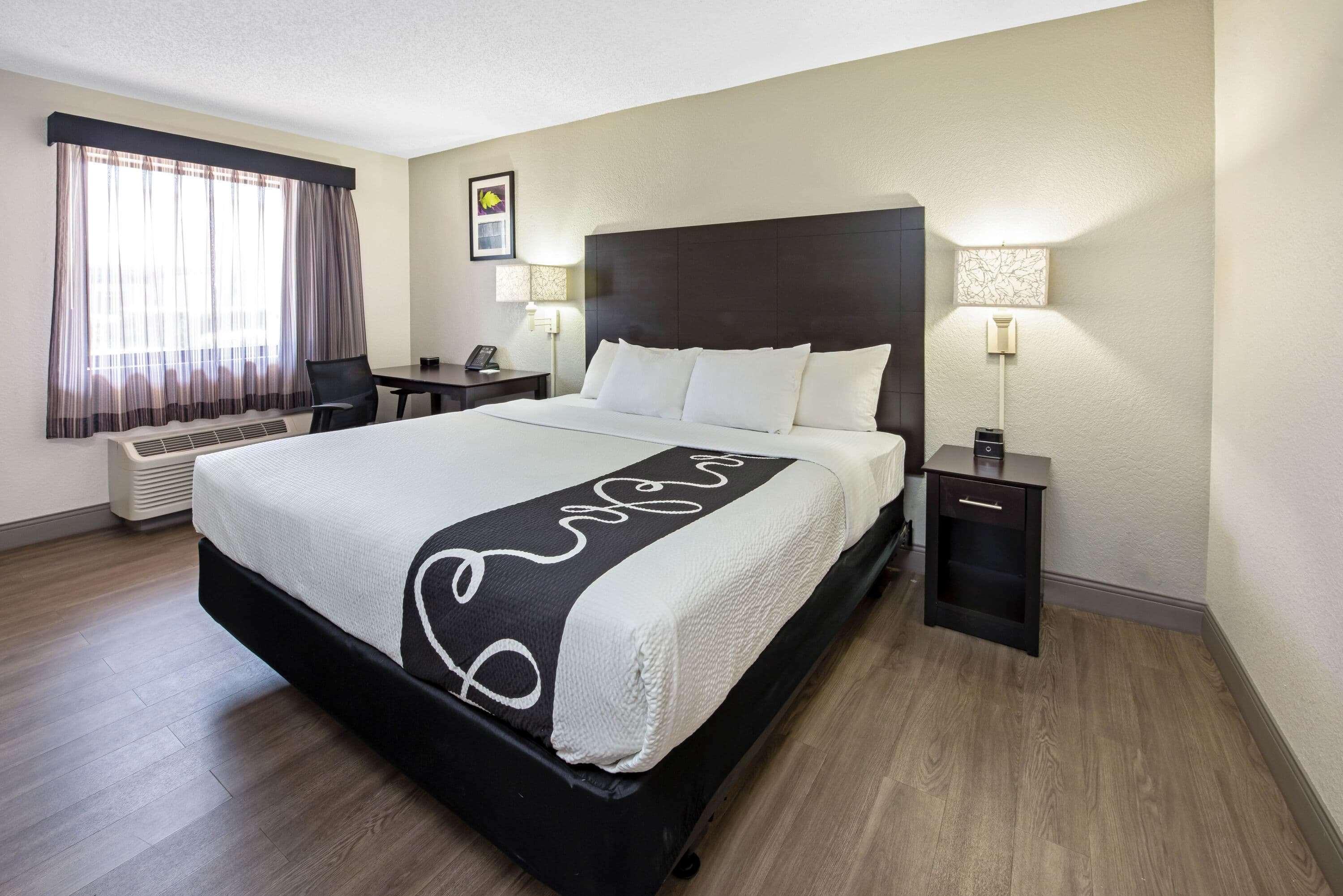 La Quinta Inn By Wyndham West Palm Beach - Florida Turnpike Century Village  Exteriör bild