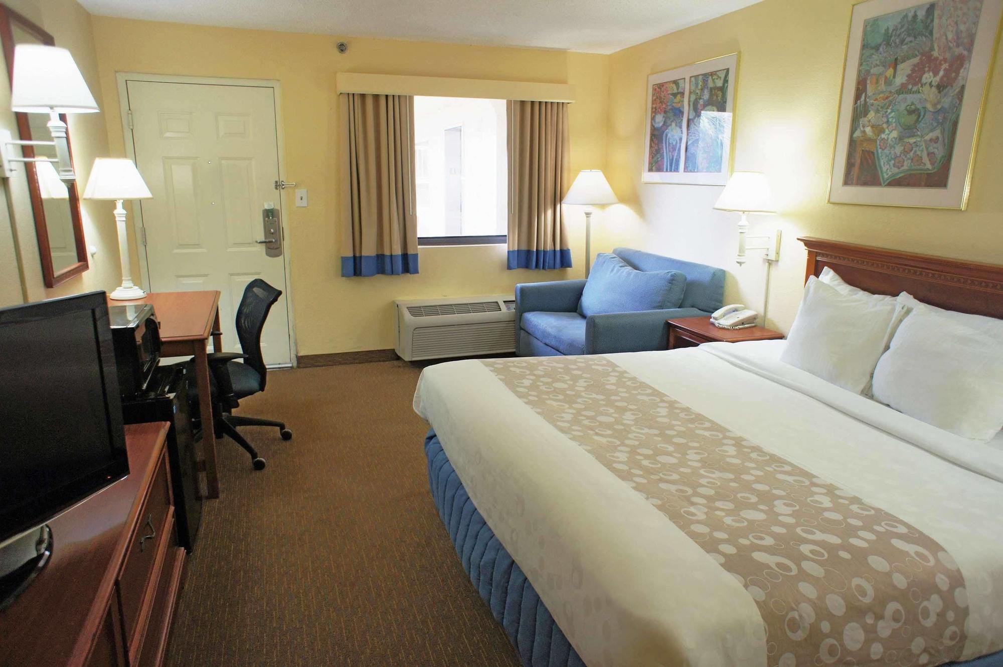 La Quinta Inn By Wyndham West Palm Beach - Florida Turnpike Century Village  Exteriör bild