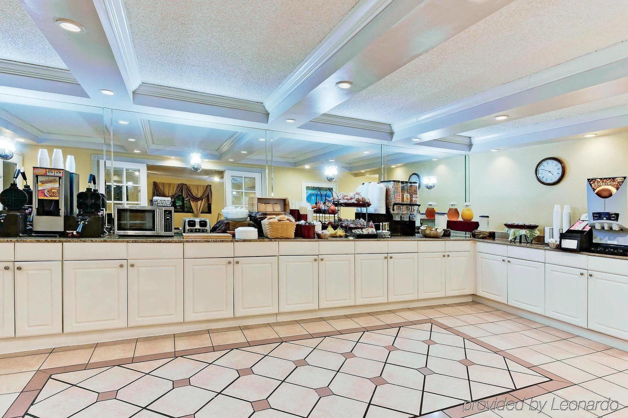 La Quinta Inn By Wyndham West Palm Beach - Florida Turnpike Century Village  Exteriör bild