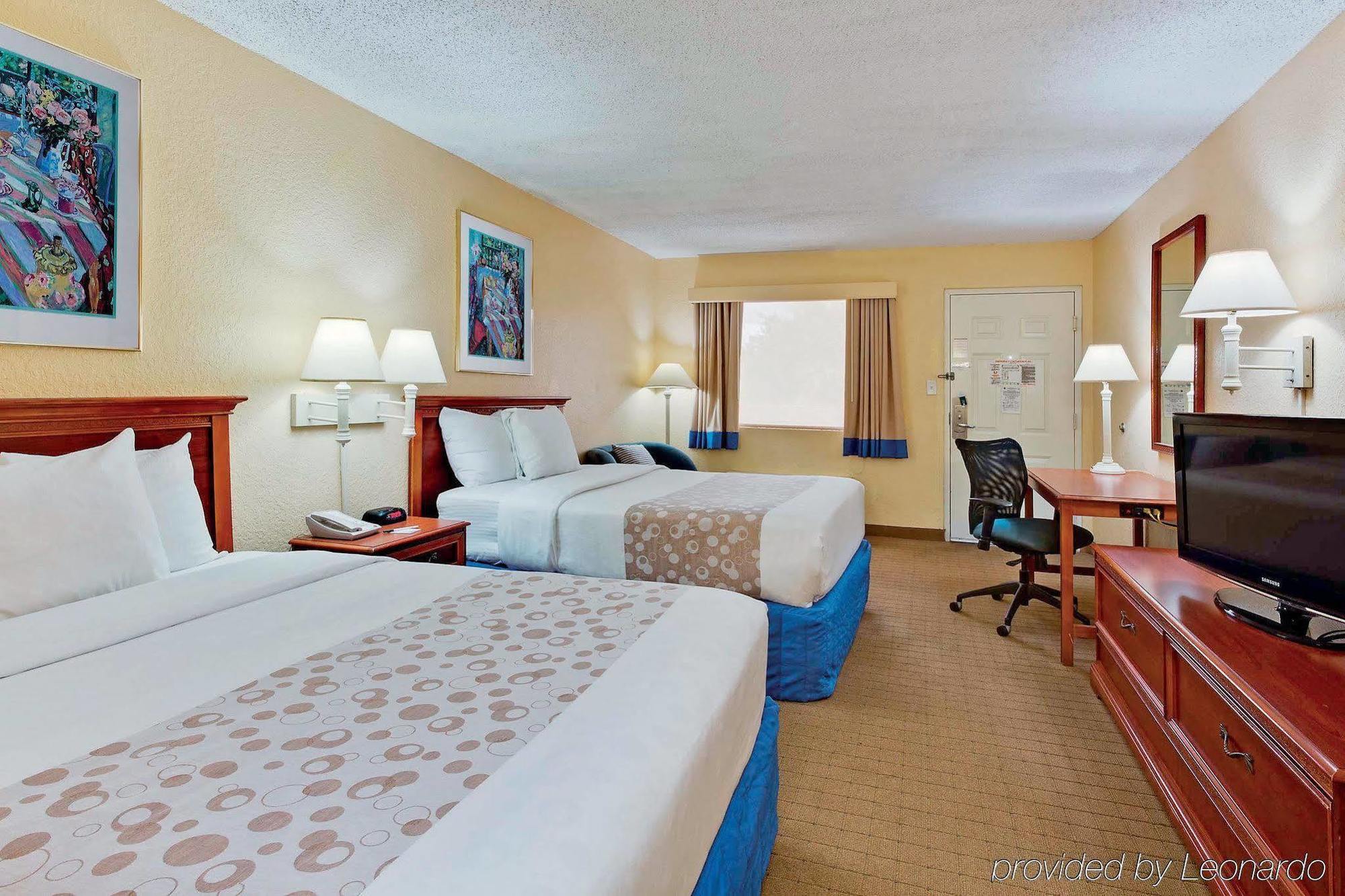 La Quinta Inn By Wyndham West Palm Beach - Florida Turnpike Century Village  Exteriör bild