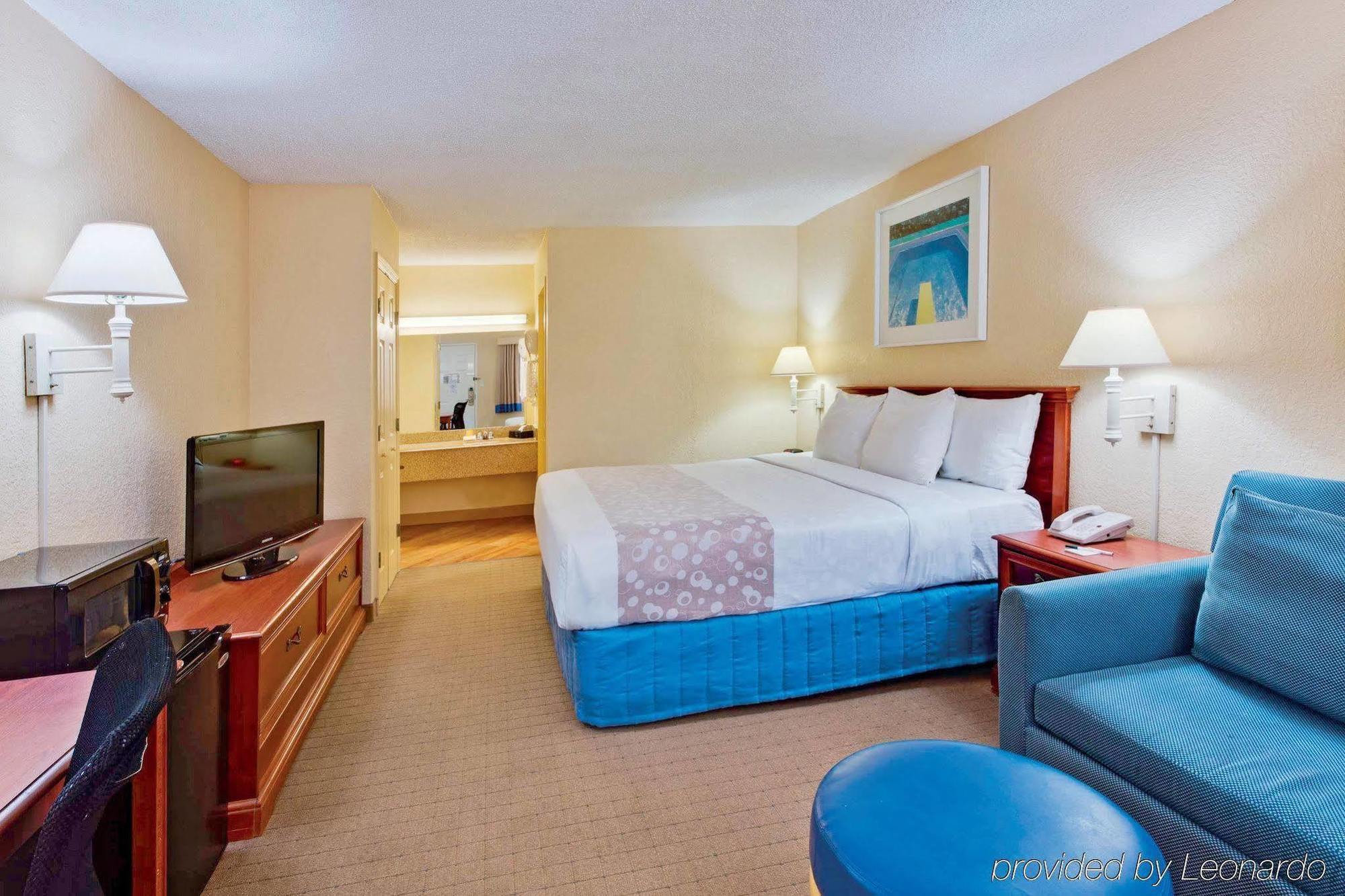 La Quinta Inn By Wyndham West Palm Beach - Florida Turnpike Century Village  Exteriör bild